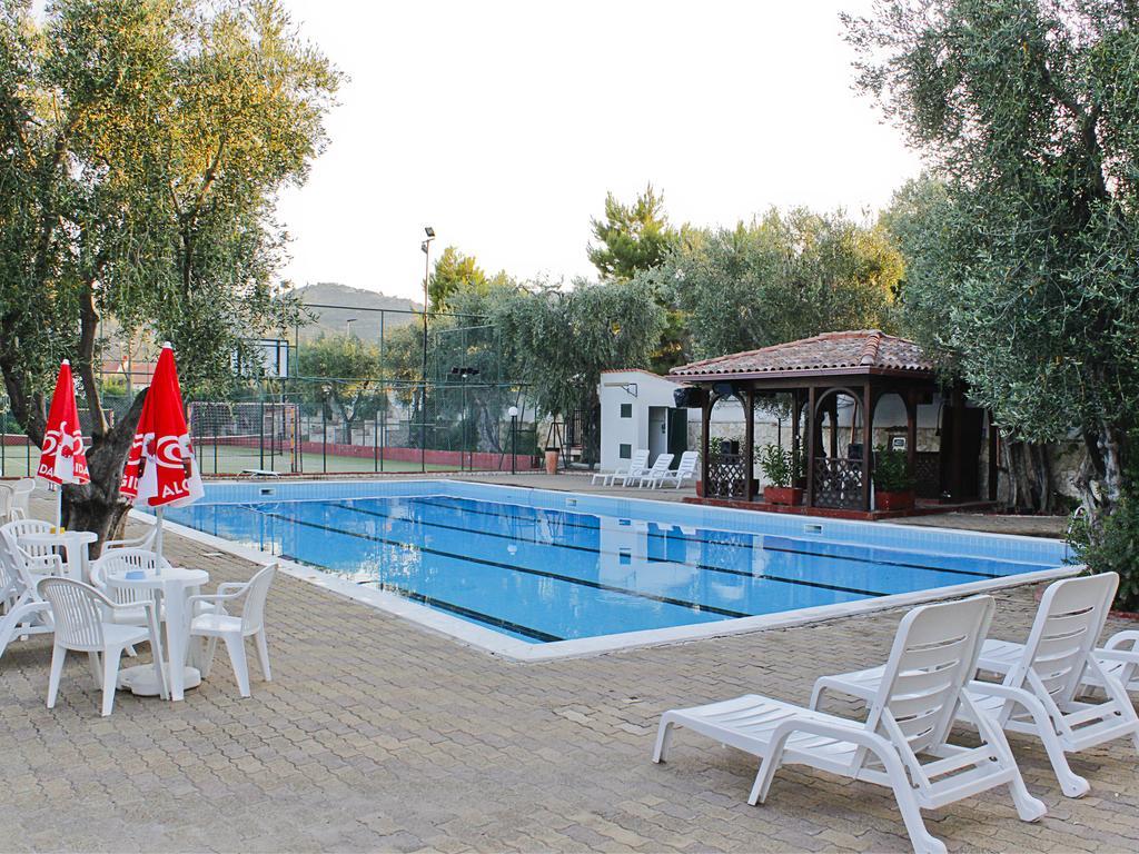 Camping Village Degli Ulivi Mattinata Exteriér fotografie