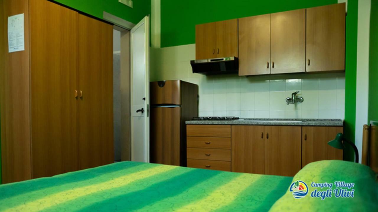 Camping Village Degli Ulivi Mattinata Exteriér fotografie