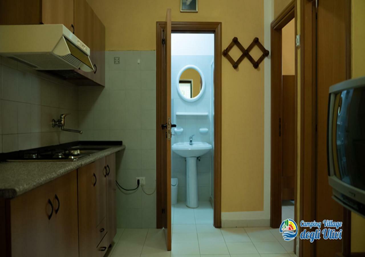 Camping Village Degli Ulivi Mattinata Exteriér fotografie