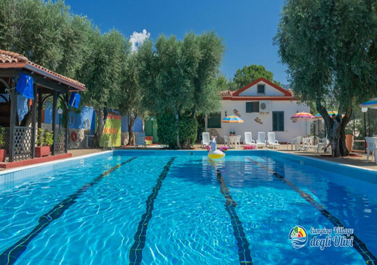 Camping Village Degli Ulivi Mattinata Exteriér fotografie
